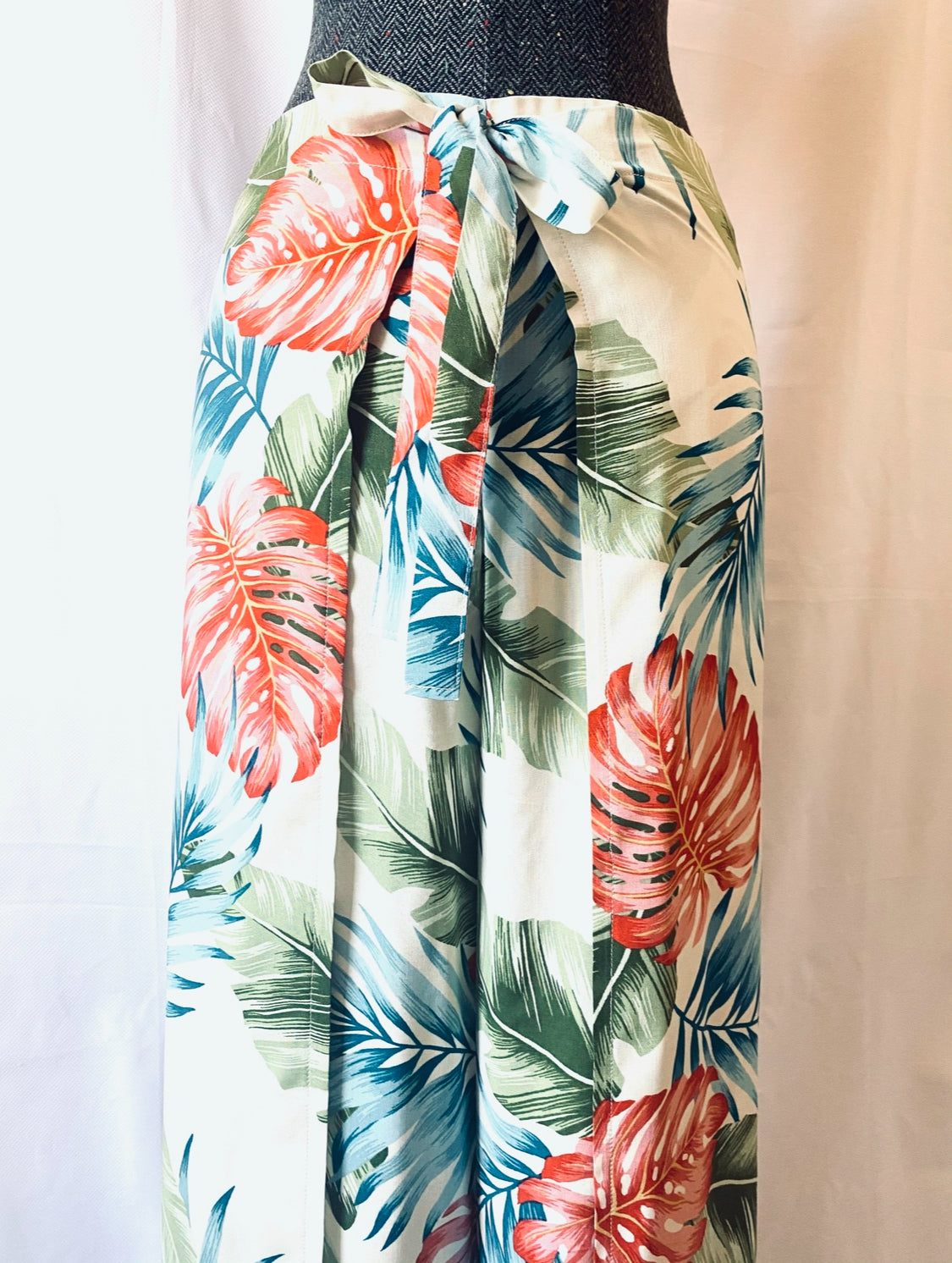 Hawaii wrap pants